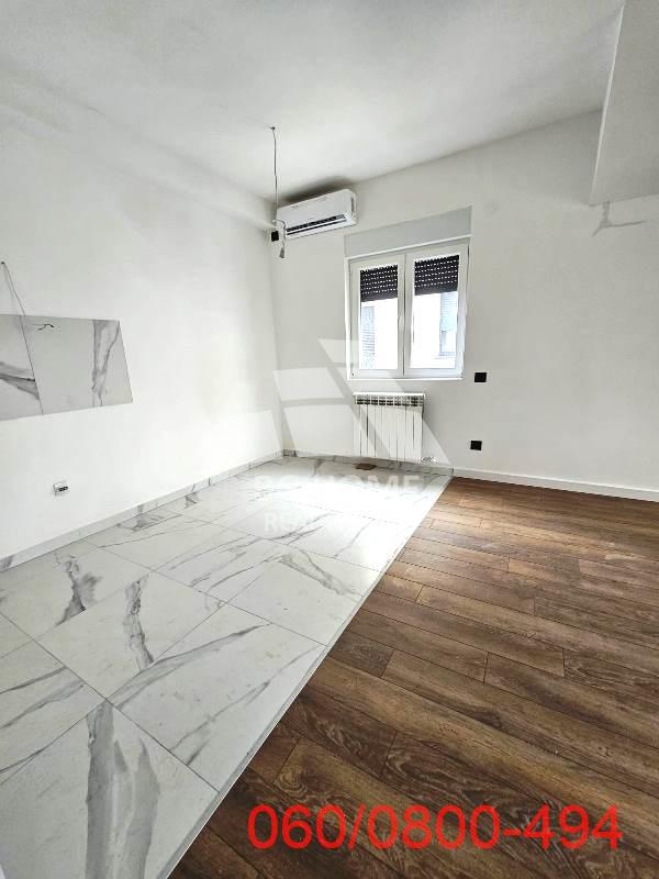 Stan na prodaju u Beogradu, Surčin, 174m2, cena 210000 evra
