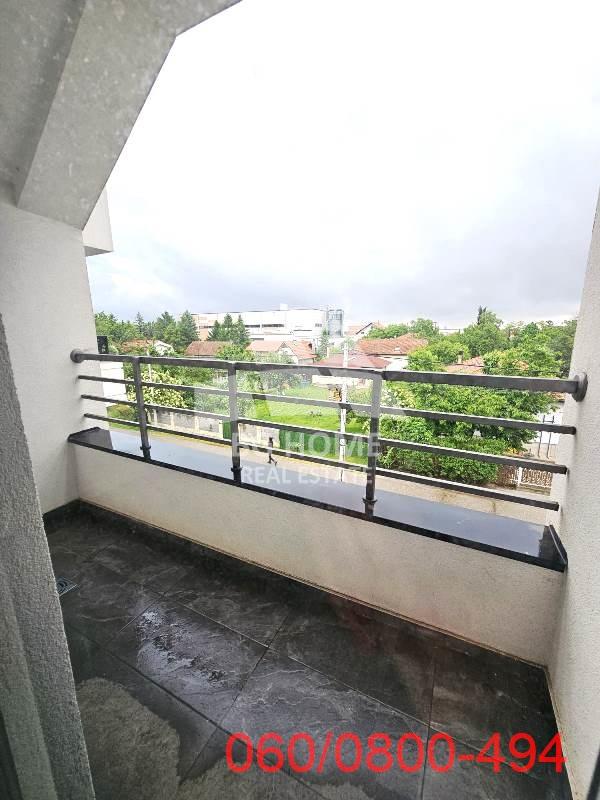 Stan na prodaju u Beogradu, Surčin, 174m2, cena 210000 evra