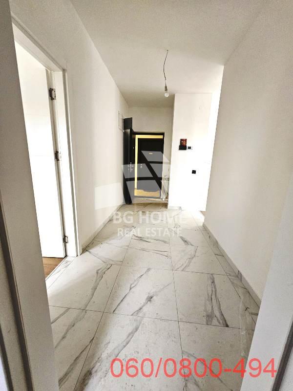 Stan na prodaju u Beogradu, Surčin, 174m2, cena 210000 evra