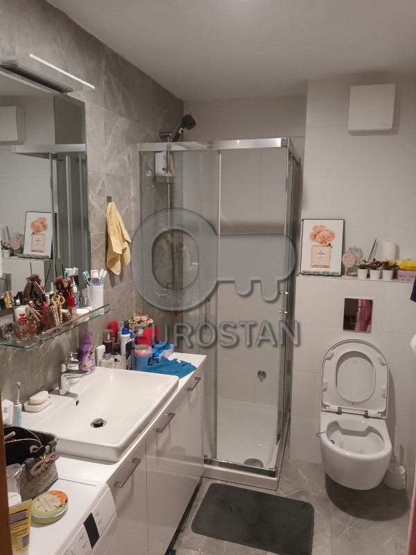 Stan na prodaju u Beogradu, Zemun, dvosoban, 47m2, cena 210000 evra