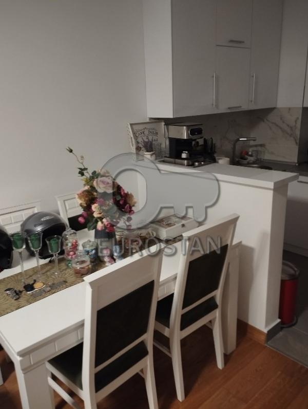 Stan na prodaju u Beogradu, Zemun, dvosoban, 47m2, cena 210000 evra