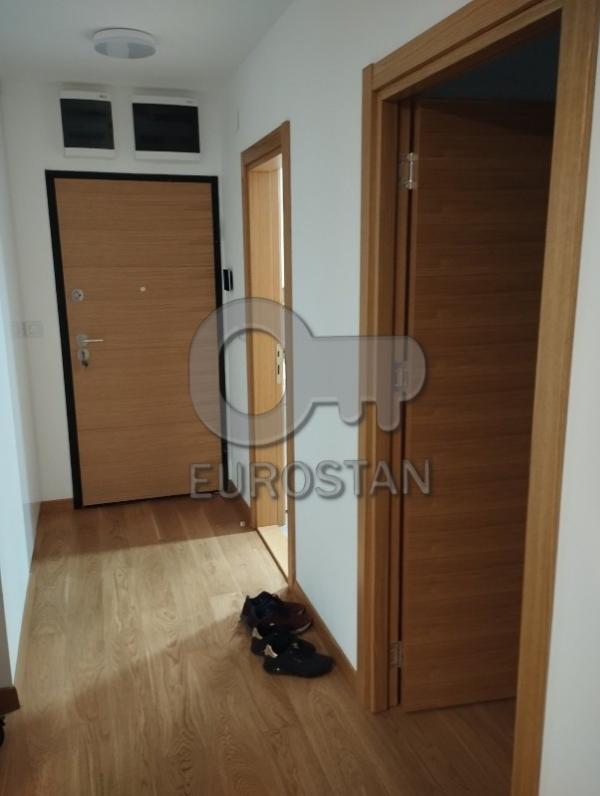 Stan na prodaju u Beogradu, Zemun, dvosoban, 47m2, cena 210000 evra