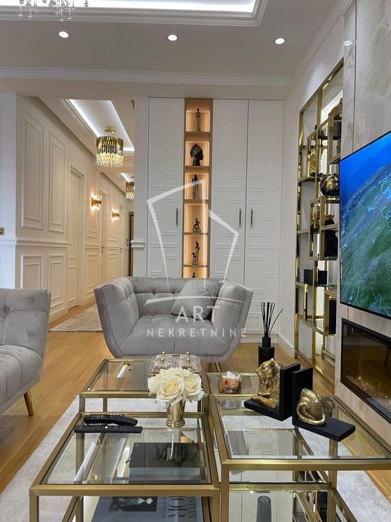 Stan na prodaju u Beogradu, Dedinje, cetvorosoban, 175m2, cena 950000 evra