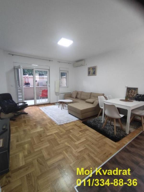 Stan na prodaju u Beogradu, Pašino brdo, dvosoban, 48m2, cena 138000 evra