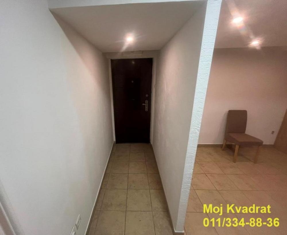 Stan na prodaju u Beogradu, Banovo brdo, jednosoban, 38m2, cena 91000 evra