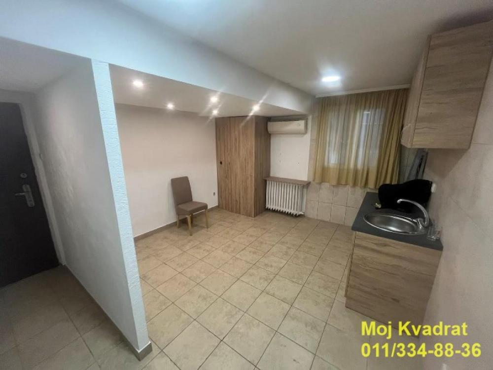 Stan na prodaju u Beogradu, Banovo brdo, jednosoban, 38m2, cena 91000 evra