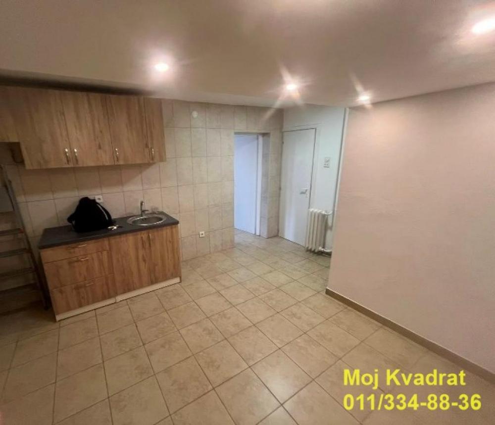 Stan na prodaju u Beogradu, Banovo brdo, jednosoban, 38m2, cena 91000 evra