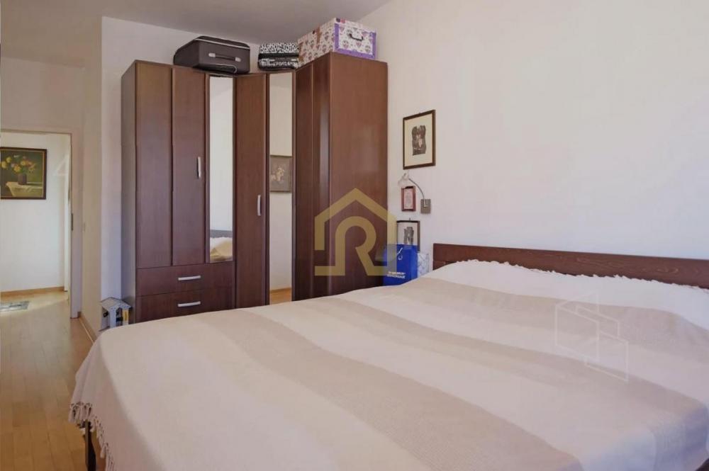 Stan na prodaju u Beogradu, Južni bulevar, trosoban, 101m2, cena 319000 evra