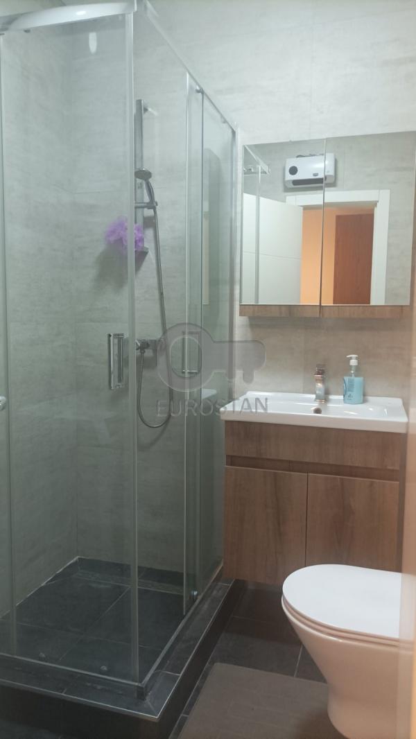 Stan na prodaju u Beogradu, Žarkovo, dvoiposoban, 58m2, cena 122000 evra