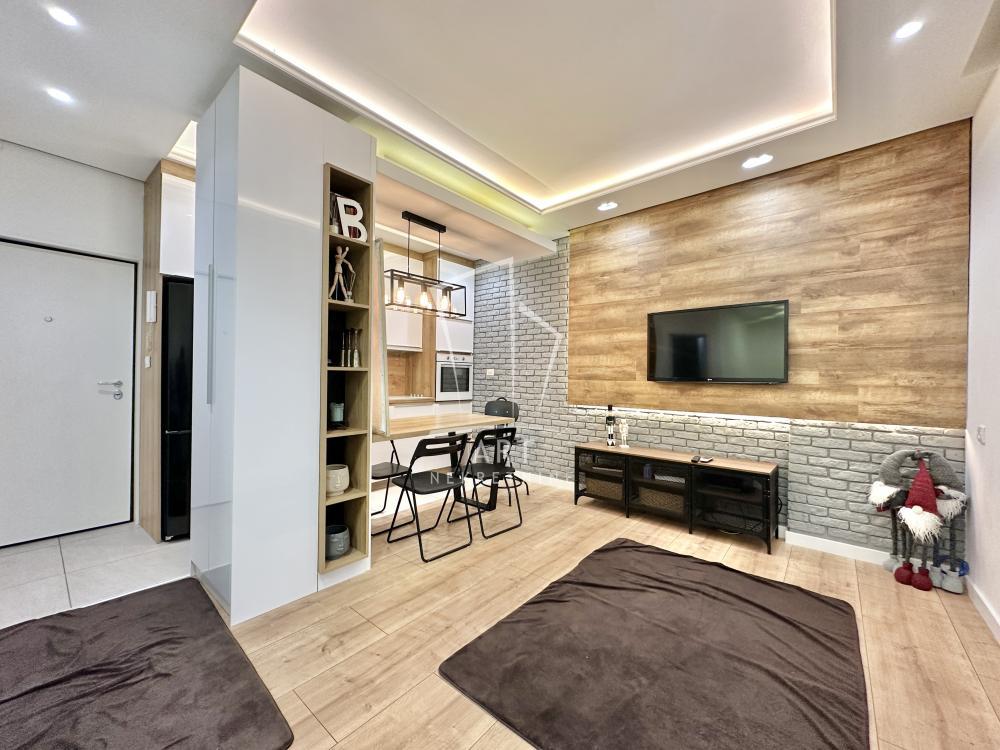 Stan na prodaju u Beogradu, Pašino brdo, dvoiposoban, 56m2, cena 190000 evra