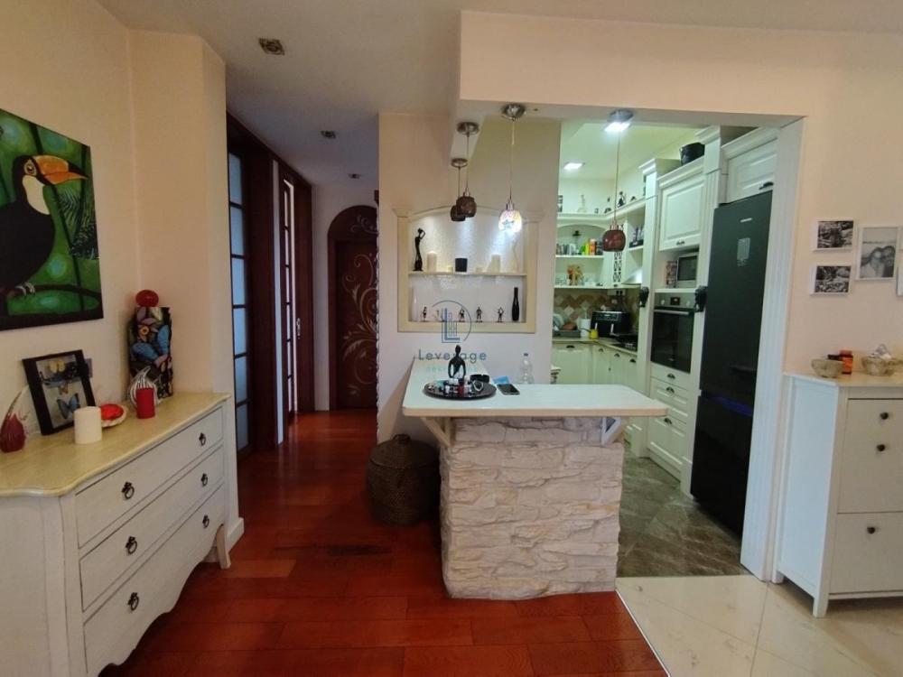 Stan na prodaju u Beogradu, Višnjička banja, trosoban, 70m2, cena 211000 evra