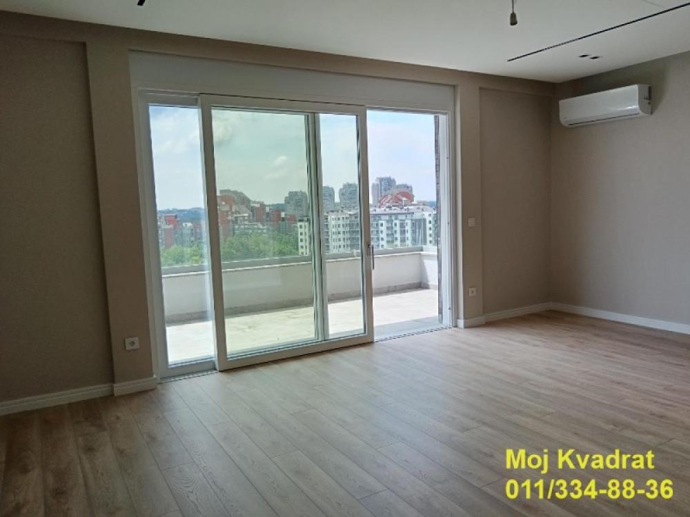 Stan na prodaju u Beogradu, Trošarina, 167m2, cena 549714 evra