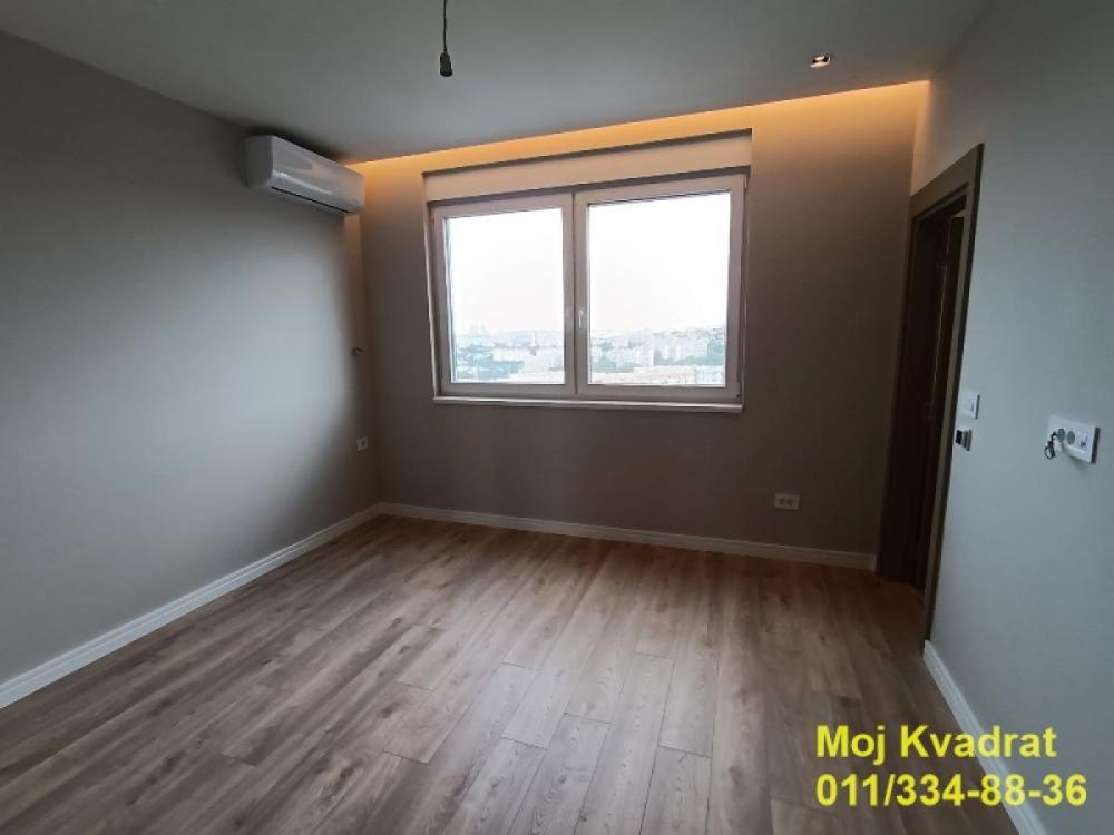 Stan na prodaju u Beogradu, Trošarina, cetvorosoban, 168m2, cena 556940 evra