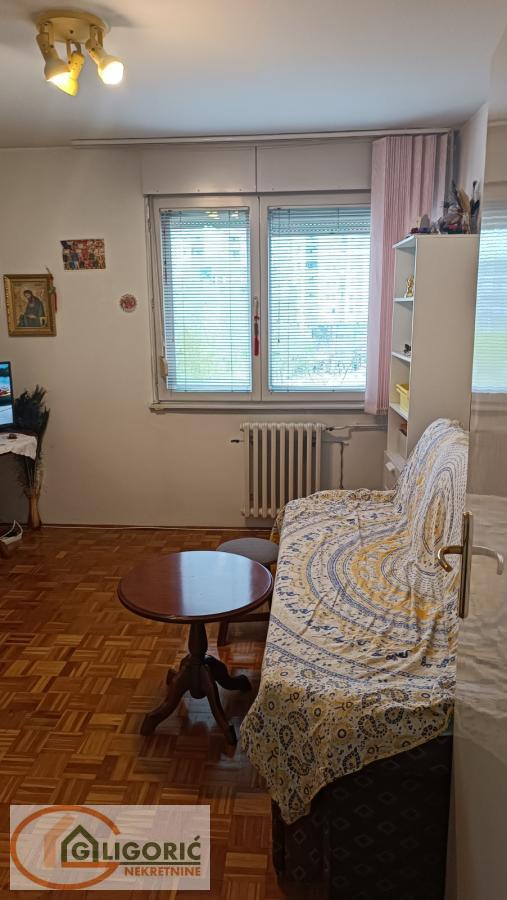 Stan na prodaju u Beogradu, Žarkovo, troiposoban, 101m2, cena 270000 evra