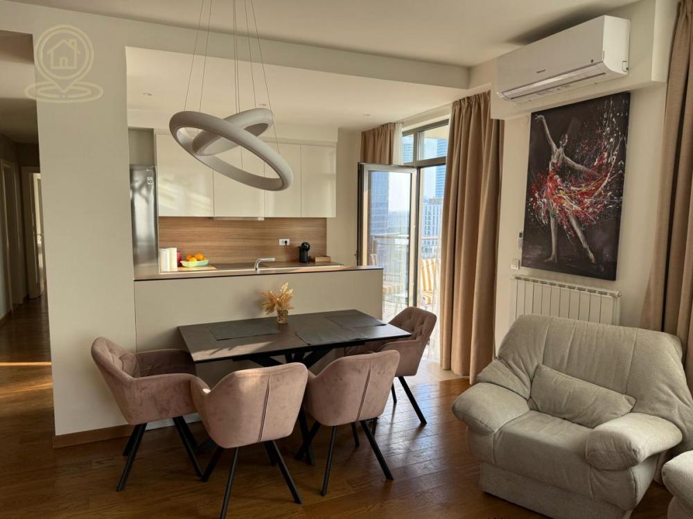 Stan na prodaju u Beogradu, Beograd na vodi, trosoban, 90m2, cena 410000 evra