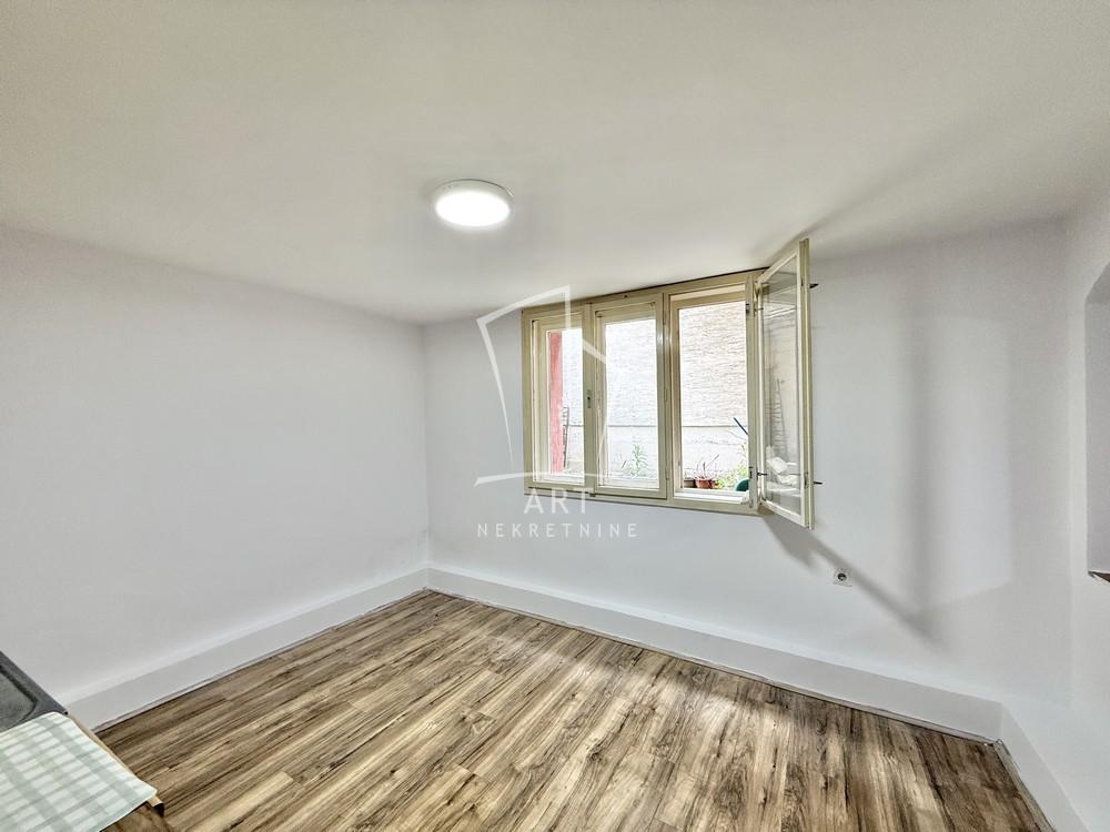 Stan na prodaju u Beogradu, Palilula, dvosoban, 54m2, cena 95000 evra