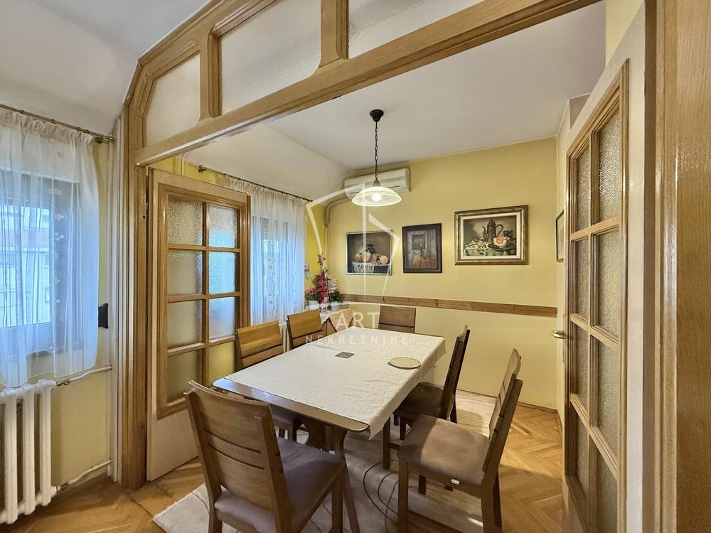 Stan na prodaju u Beogradu, Čukarica, 170m2, cena 340000 evra