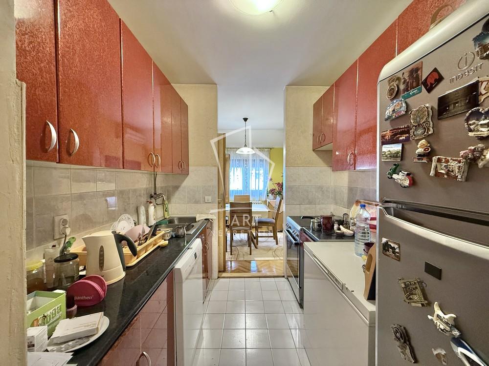 Stan na prodaju u Beogradu, Čukarica, 170m2, cena 340000 evra