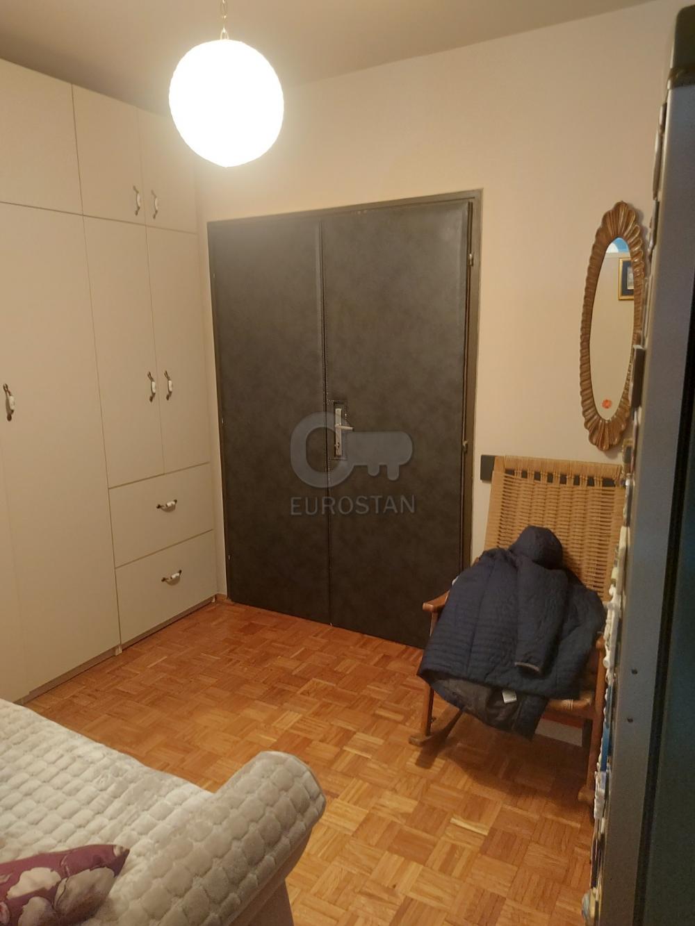 Stan na prodaju u Beogradu, Novi Beograd, troiposoban, 82m2, cena 268000 evra