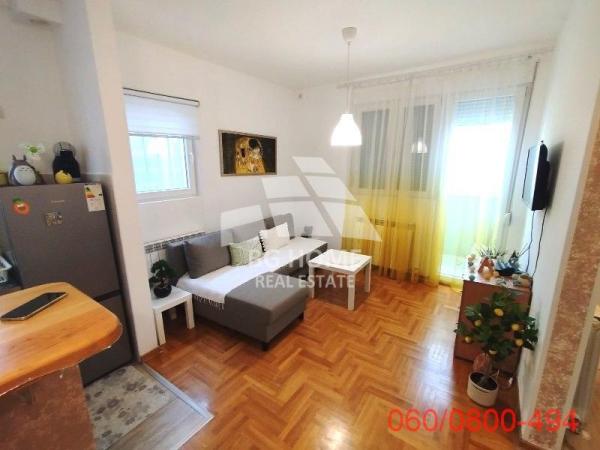 Stan na prodaju u Beogradu, Novi Beograd, jednoiposoban, 38m2, cena 80000 evra