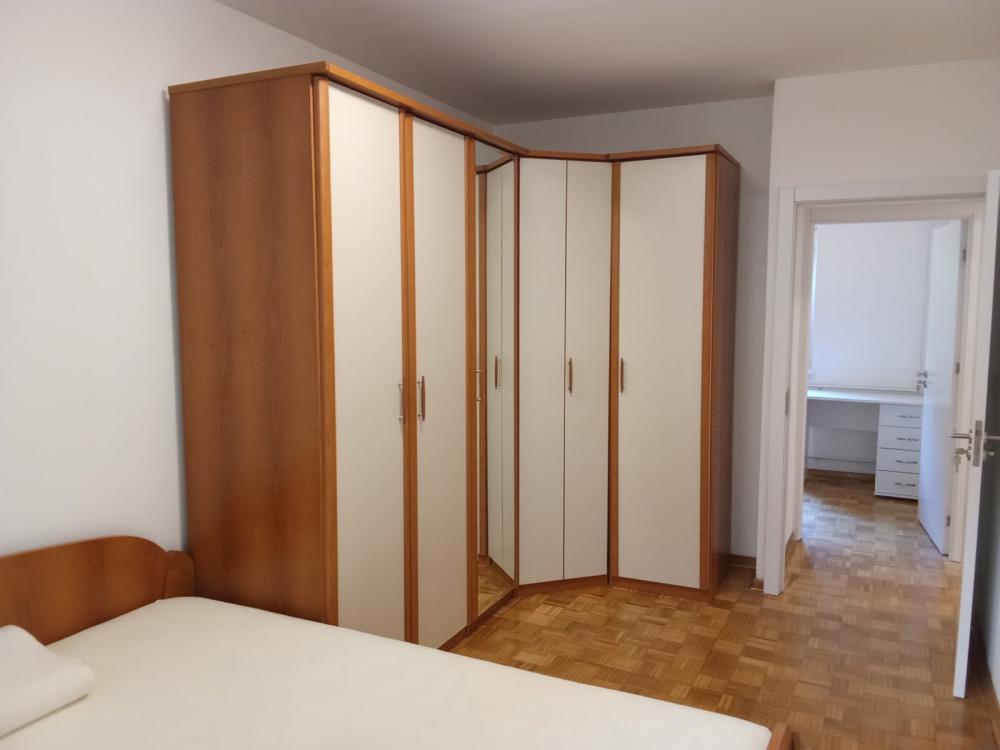 Stan na prodaju u Beogradu, Bežanijska kosa, cetvorosoban, 84m2, cena 254000 evra