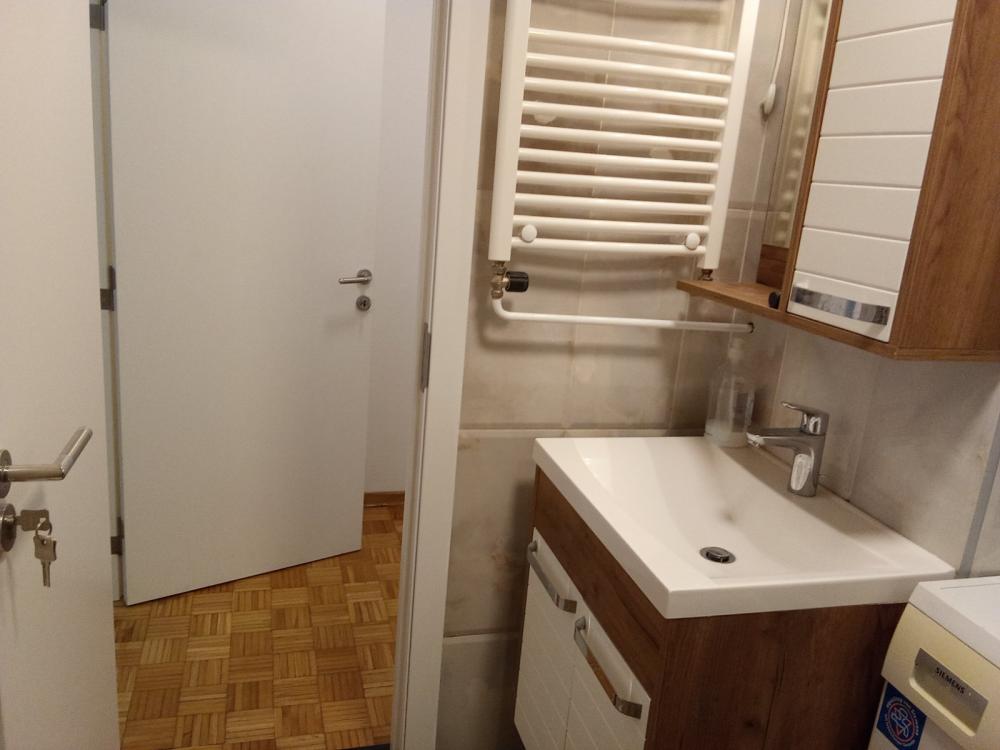 Stan na prodaju u Beogradu, Bežanijska kosa, cetvorosoban, 84m2, cena 254000 evra