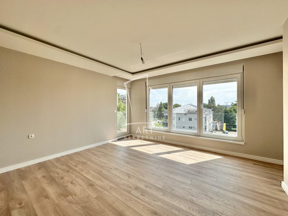 Stan na prodaju u Beogradu, Gornji grad, cetvorosoban, 119m2, cena 394000 evra