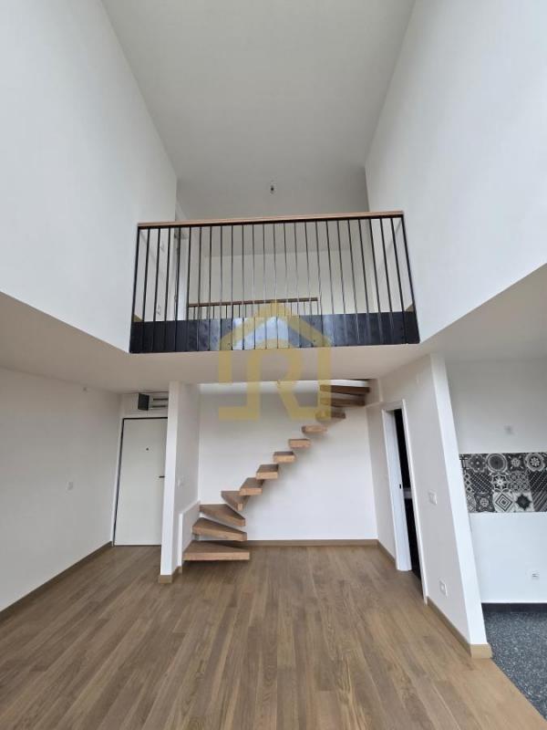 Stan na prodaju u Beogradu, Lion, trosoban, 70m2, cena 234000 evra