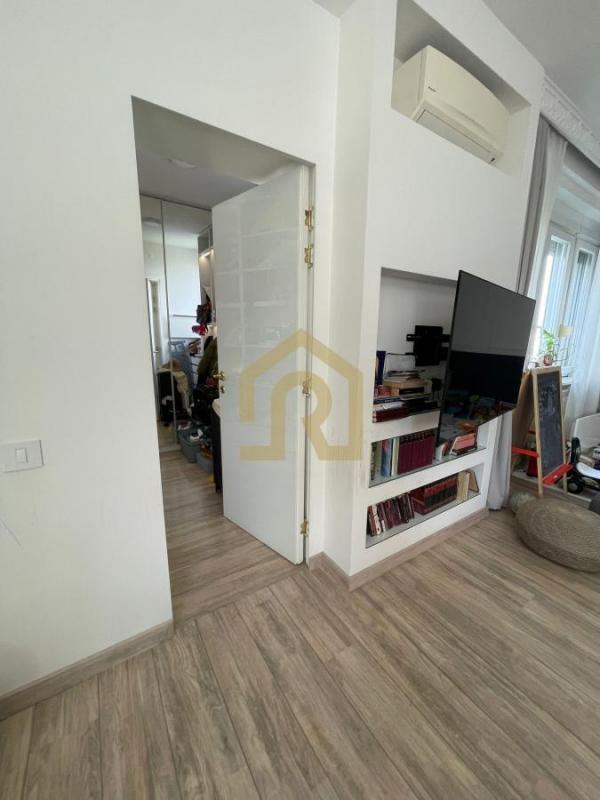 Stan na prodaju u Beogradu, Beograd (centar), trosoban, 73m2, cena 349000 evra