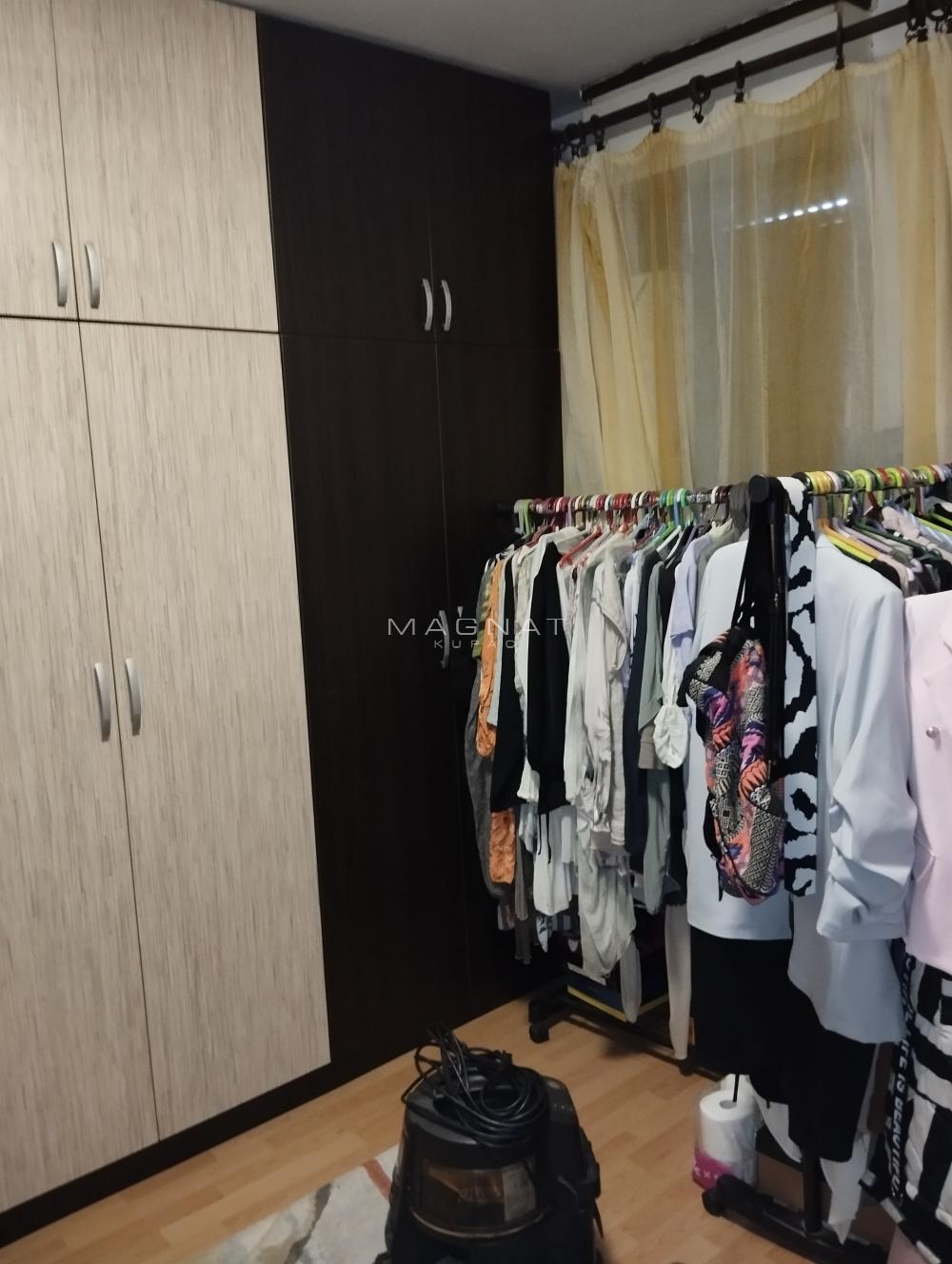 Stan na prodaju u Beogradu, Rakovica, cetvorosoban, 108m2, cena 270000 evra