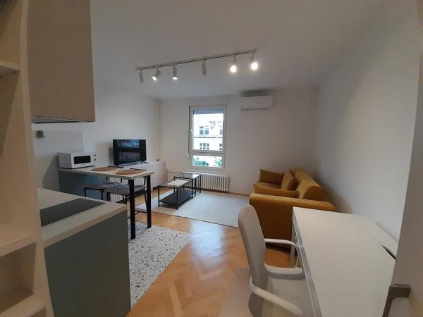 Stan na prodaju u Beogradu, Lion, jednosoban, 30m2, cena 155000 evra