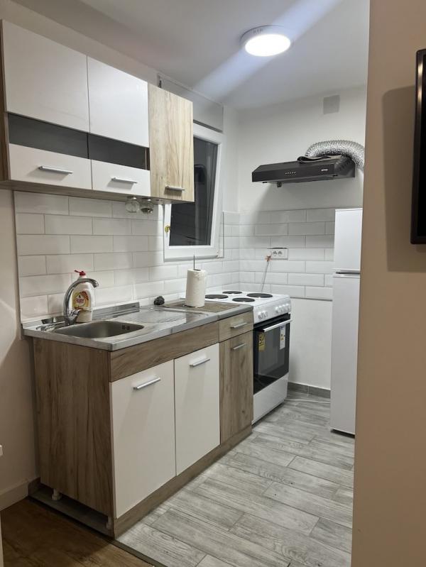 Stan na prodaju u Beogradu, Krnjača, jednoiposoban, 30m2, cena 91000 evra