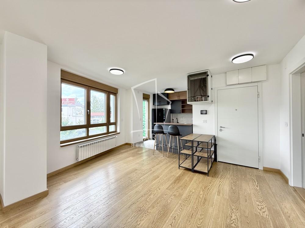 Stan na prodaju u Beogradu, Novi Beograd, 133m2, cena 535000 evra