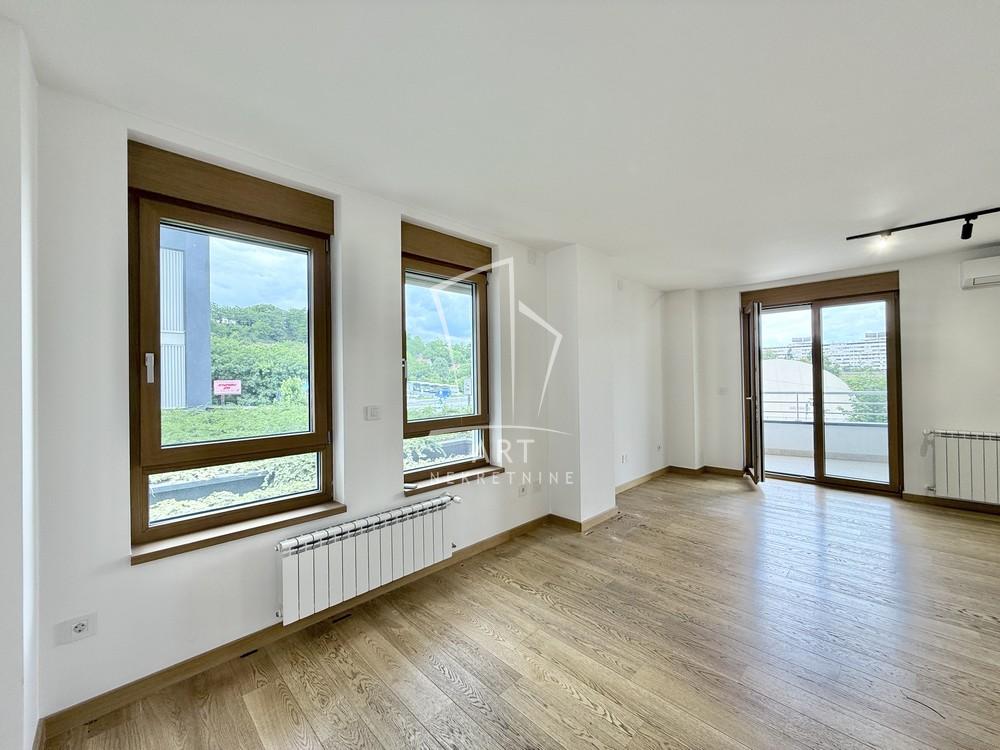 Stan na prodaju u Beogradu, Novi Beograd, 133m2, cena 535000 evra