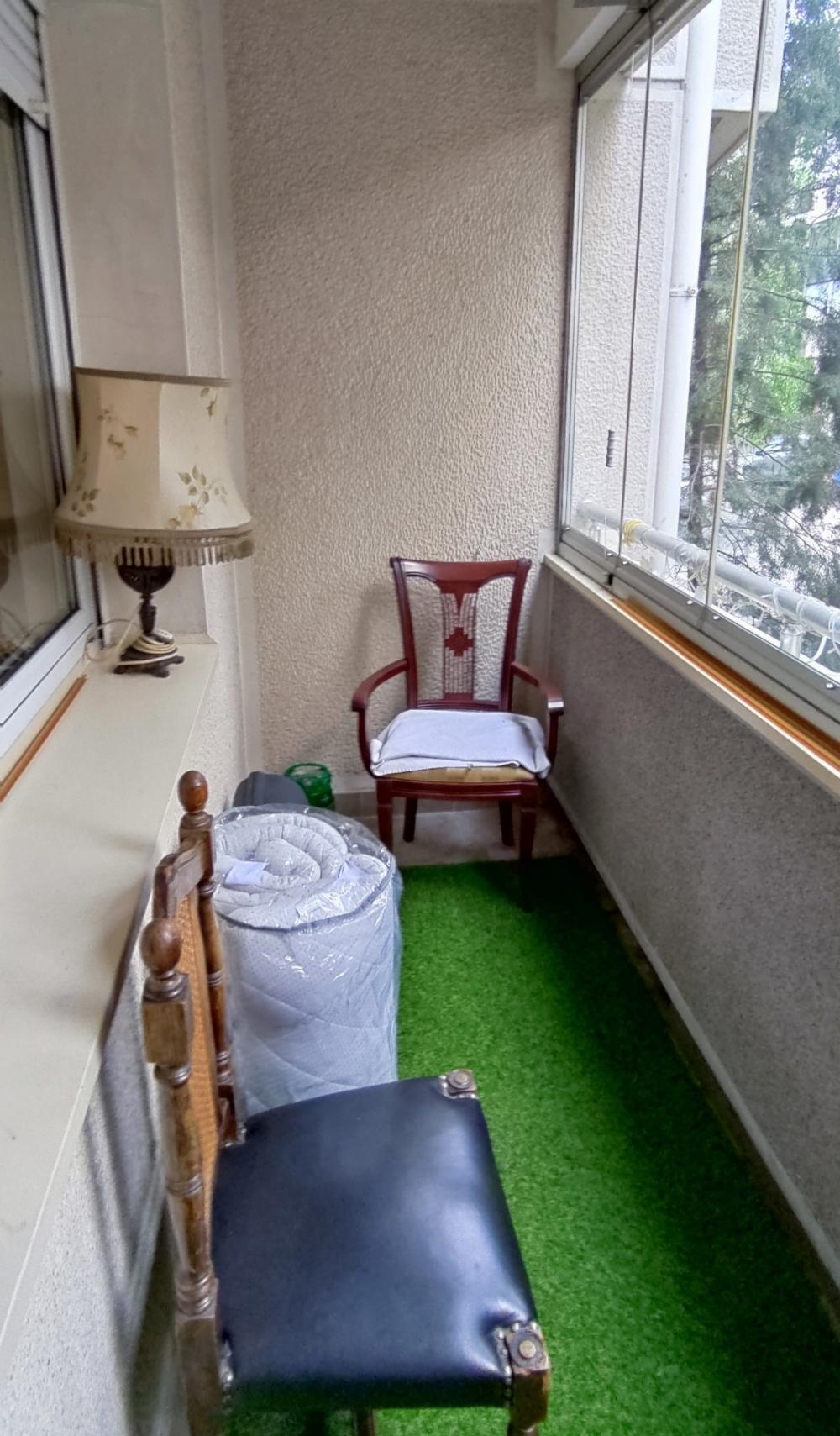 Stan na prodaju u Beogradu, Vračar, trosoban, 75m2, cena 240000 evra