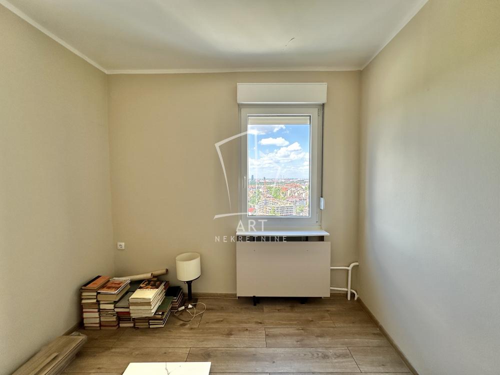 Stan na prodaju u Beogradu, Čukarica, jednoiposoban, 50m2, cena 132000 evra