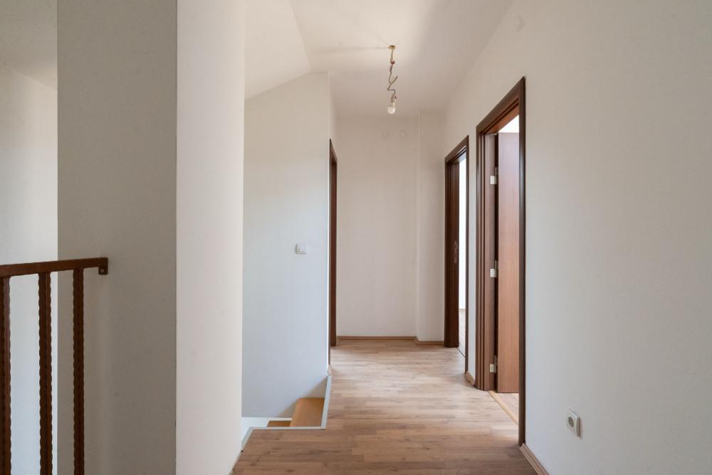 Stan na prodaju u Beogradu, Karaburma, cetvorosoban, 101m2, cena 250000 evra