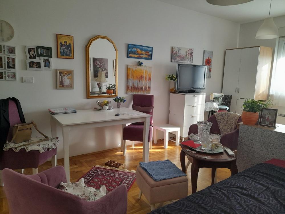 Stan na prodaju u Beogradu, Krnjača, 28m2, cena 58000 evra