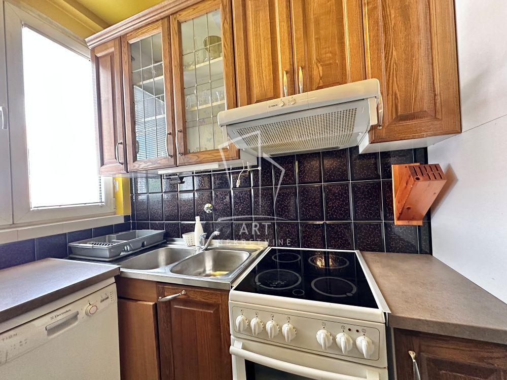 Stan na prodaju u Beogradu, Karaburma, dvosoban, 47m2, cena 156000 evra