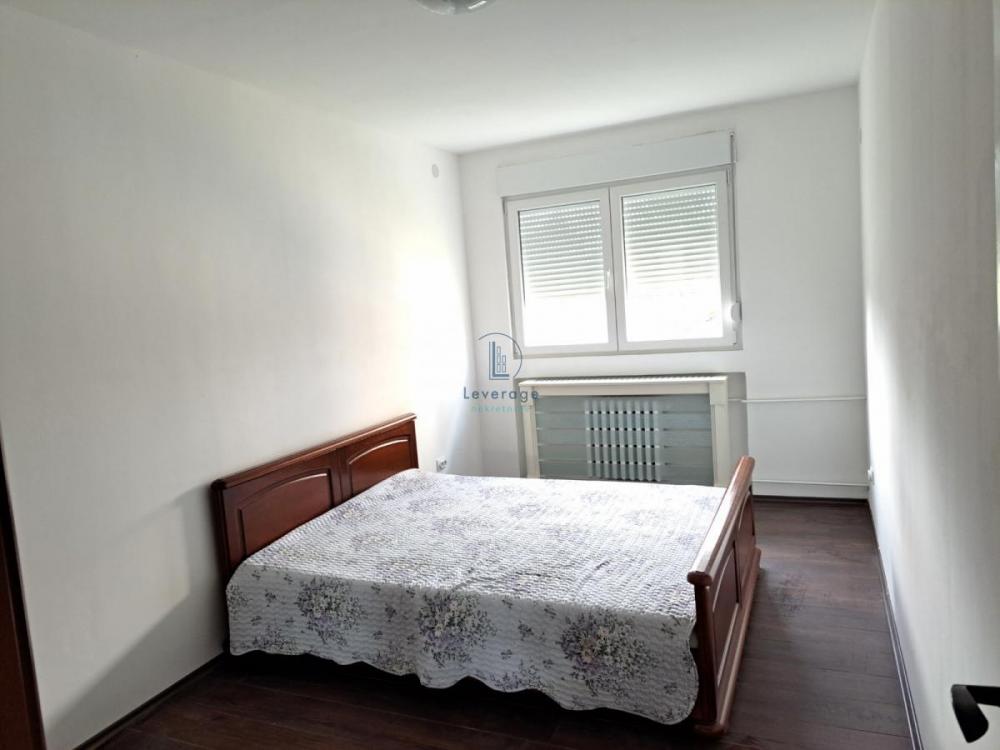 Stan na prodaju u Beogradu, Kanarevo brdo, dvosoban, 63m2, cena 155000 evra
