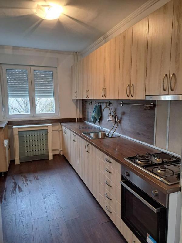 Stan na prodaju u Beogradu, Kanarevo brdo, dvosoban, 63m2, cena 155000 evra