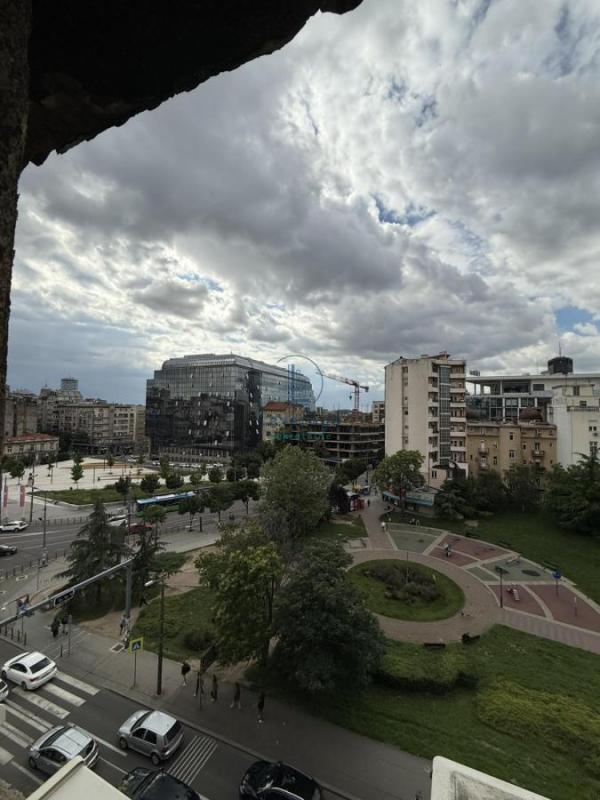 Stan na prodaju u Beogradu, Slavija, cetvorosoban, 103m2, cena 330000 evra