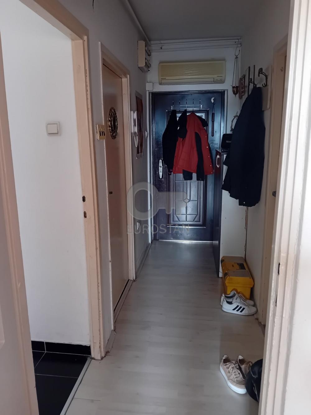 Stan na prodaju u Beogradu, Rakovica, jednoiposoban, 44m2, cena 115000 evra