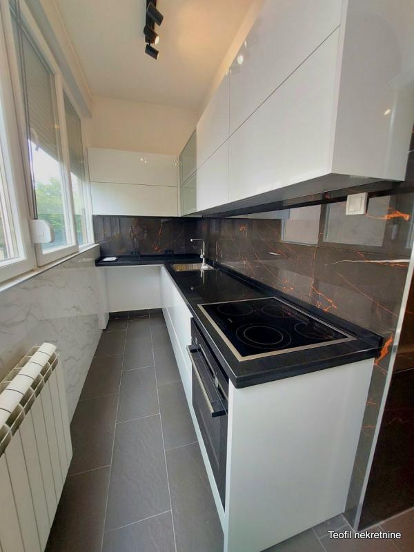 Stan na prodaju u Beogradu, Botanička bašta, trosoban, 82m2, cena 290000 evra