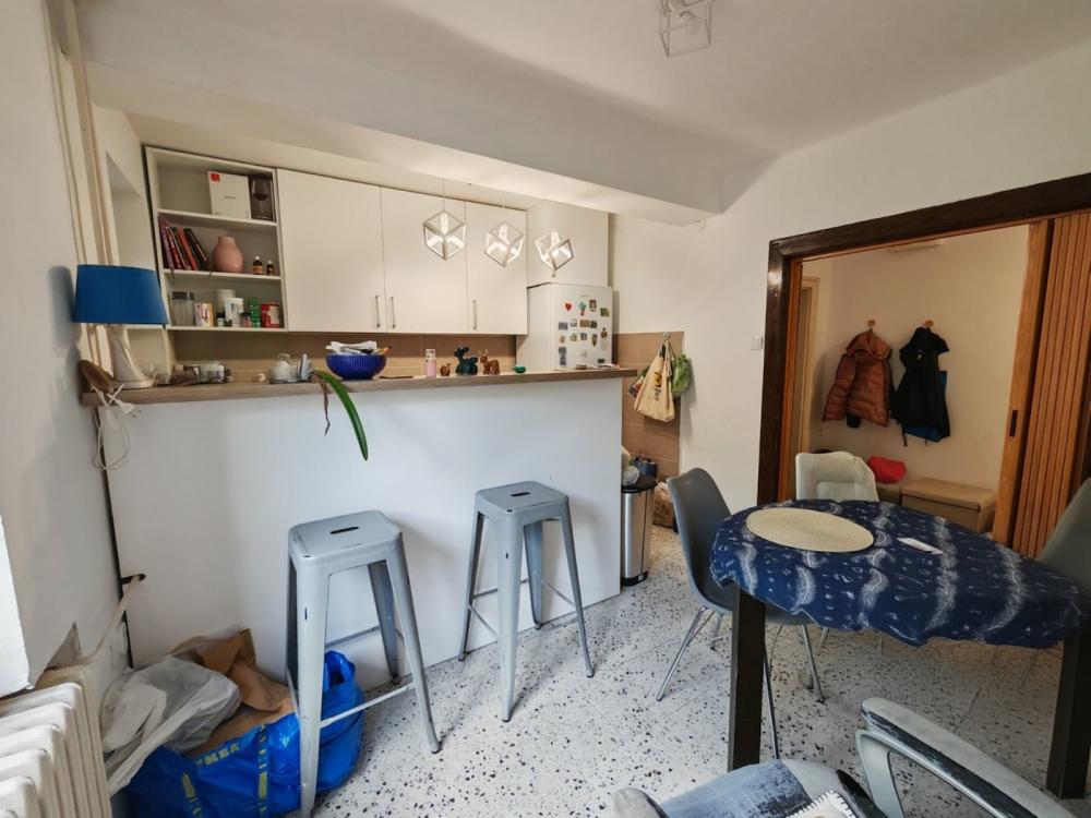 Stan na prodaju u Beogradu, Novi Beograd blok 8A (Paviljoni), trosoban, 75m2, cena 205000 evra