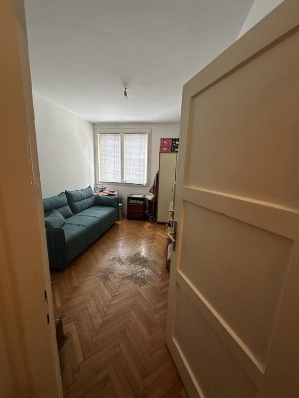 Stan na prodaju u Beogradu, Karaburma, dvoiposoban, 45m2, cena 143000 evra