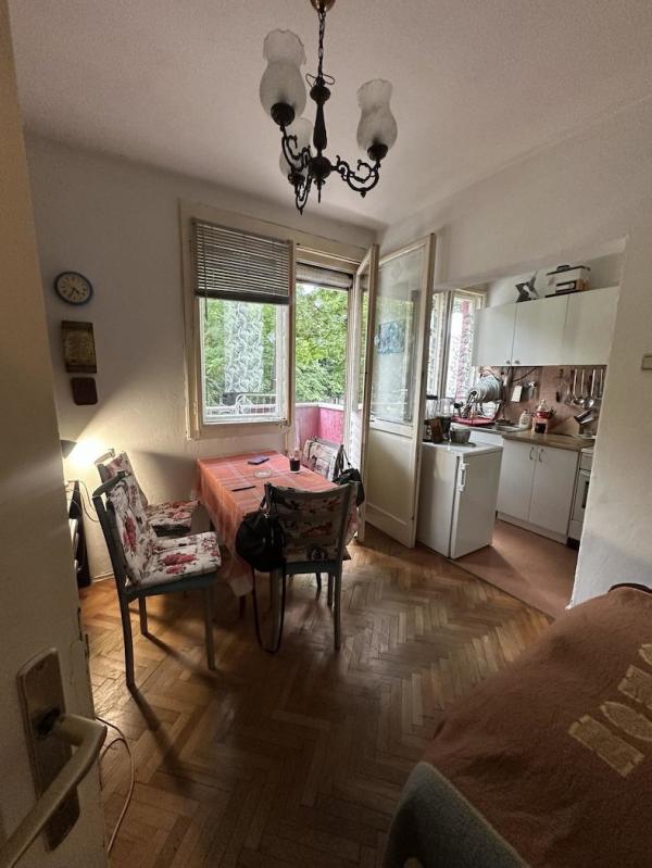 Stan na prodaju u Beogradu, Karaburma, dvoiposoban, 45m2, cena 143000 evra