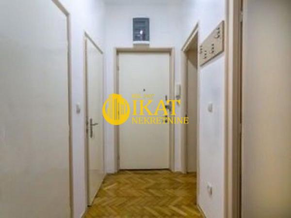 Stan na prodaju u Beogradu, Stari grad, dvosoban, 57m2, cena 199000 evra