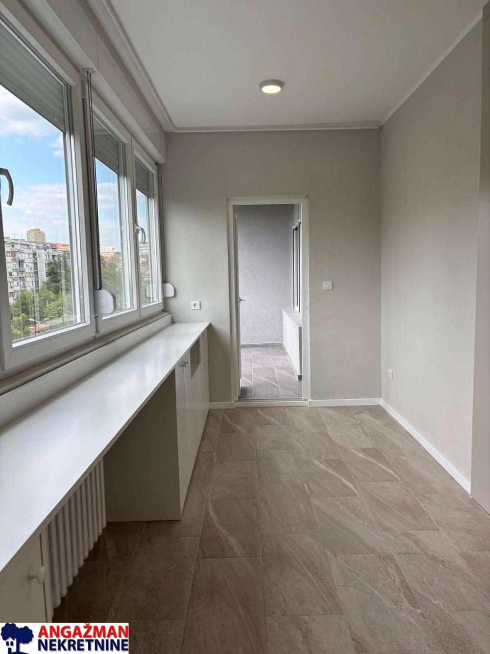 Stan na prodaju u Beogradu, Konjarnik, dvosoban, 67m2, cena 227000 evra