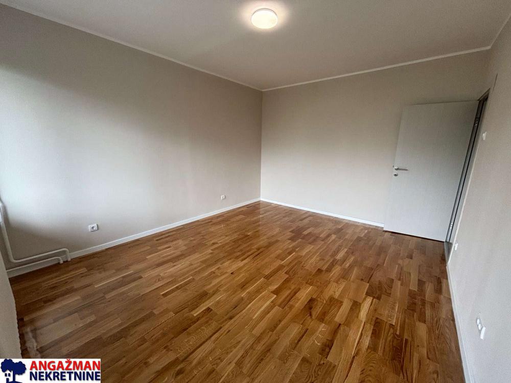 Stan na prodaju u Beogradu, Konjarnik, dvosoban, 67m2, cena 227000 evra